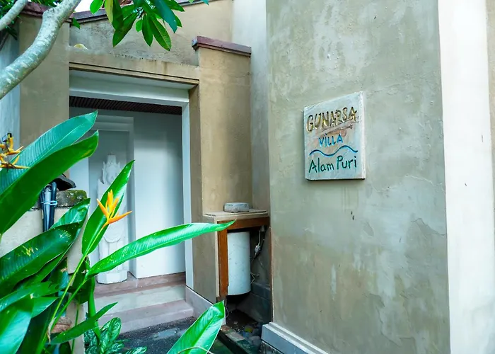 Alam Puri Art Museum And アパートホテル