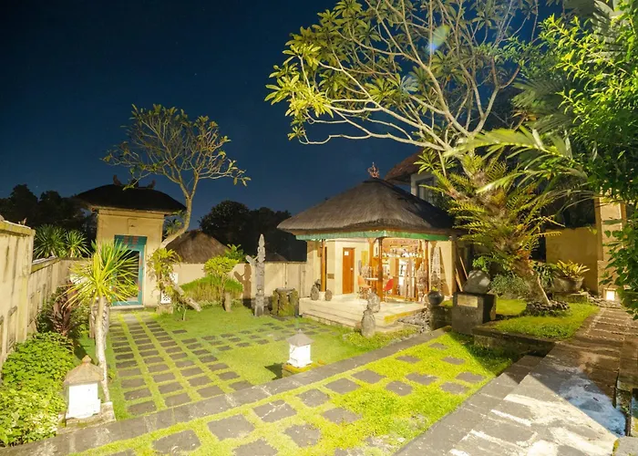 Alam Puri Art Museum&villas Aparthotel 4*