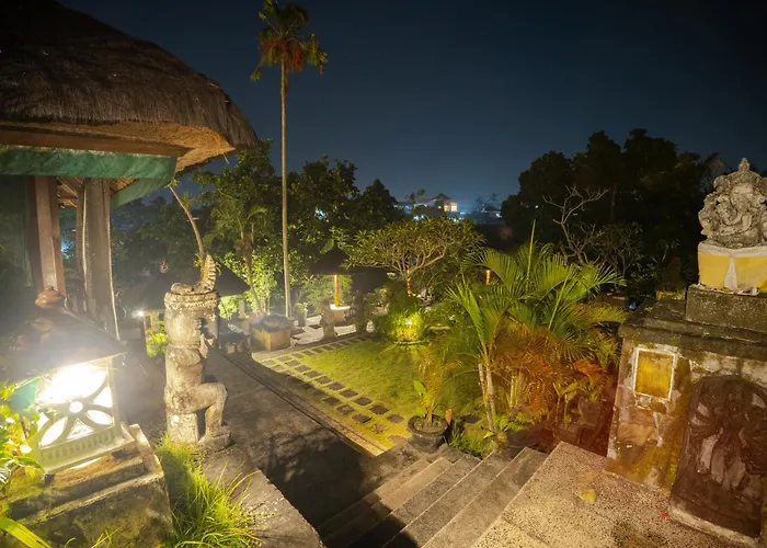 Alam Puri Art Museum&villas Darmasaba